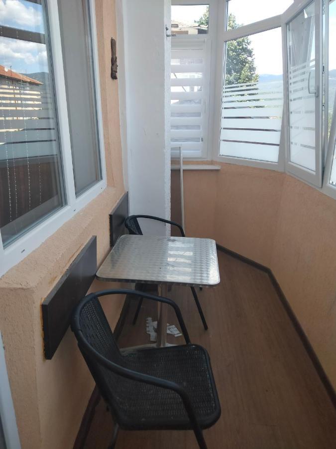 Apartament Geo Nehoiu Zewnętrze zdjęcie